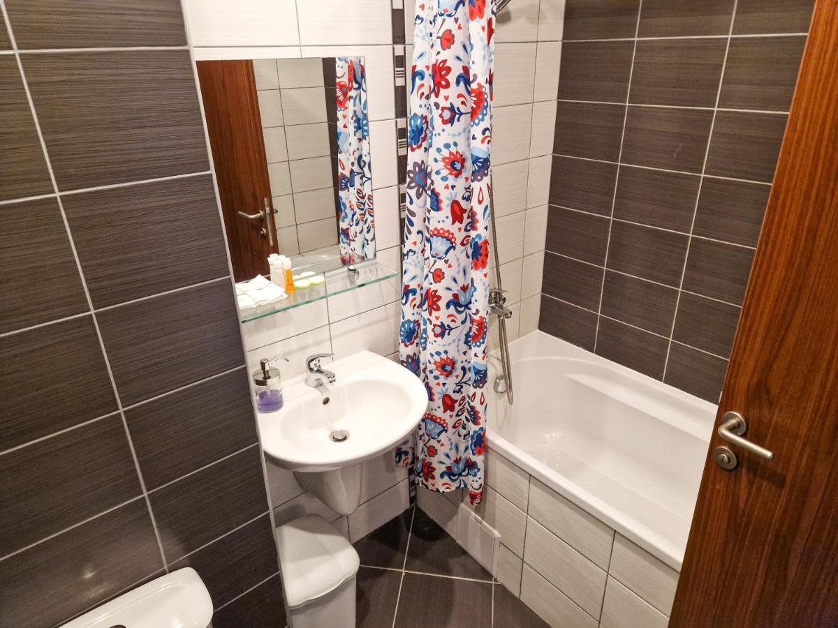 Sunny Apartment C25 โบโรเวทส์ ภายนอก รูปภาพ