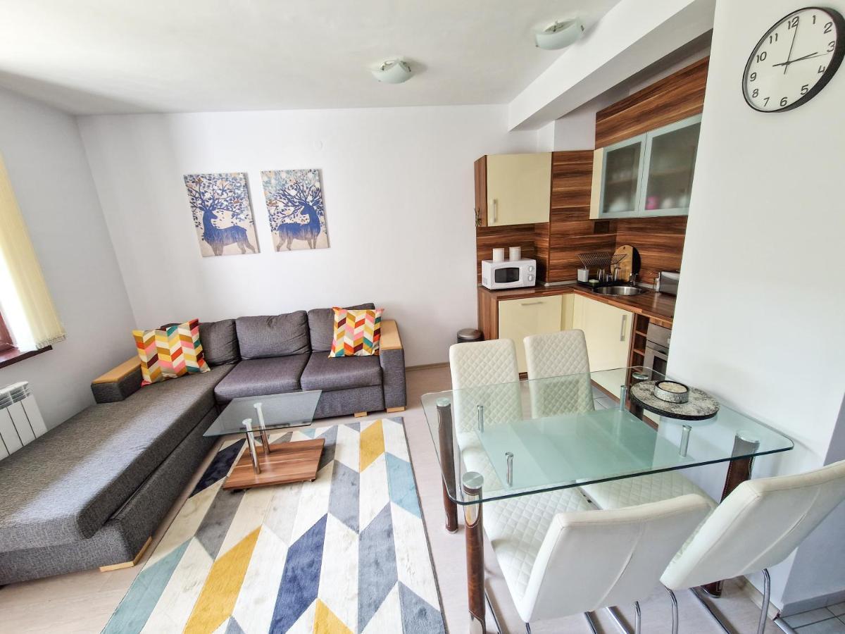 Sunny Apartment C25 โบโรเวทส์ ภายนอก รูปภาพ
