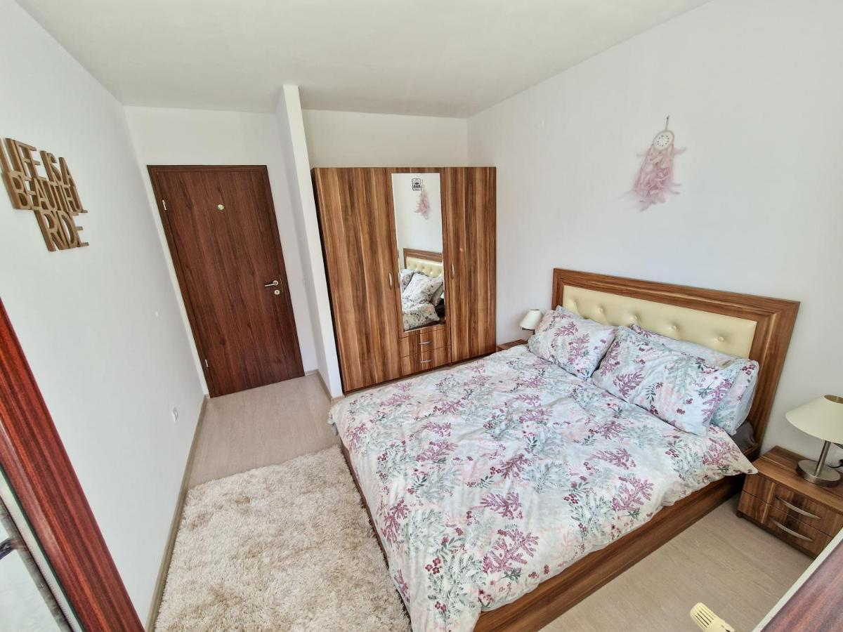 Sunny Apartment C25 โบโรเวทส์ ภายนอก รูปภาพ